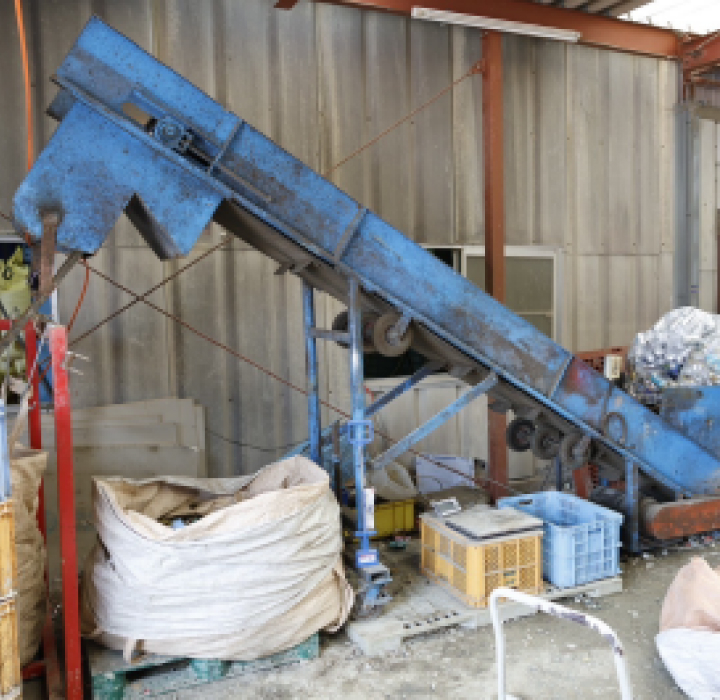 磁選別機の全容画像