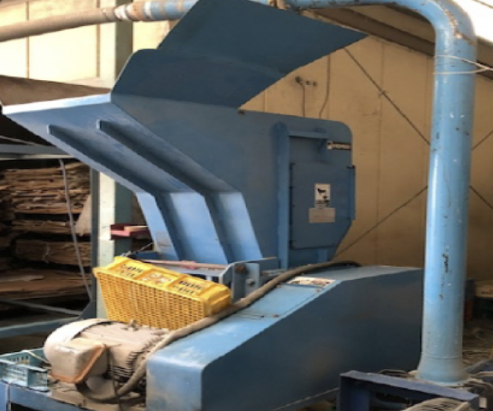 プラスチックを粉砕するためのドライ粉砕機の画像