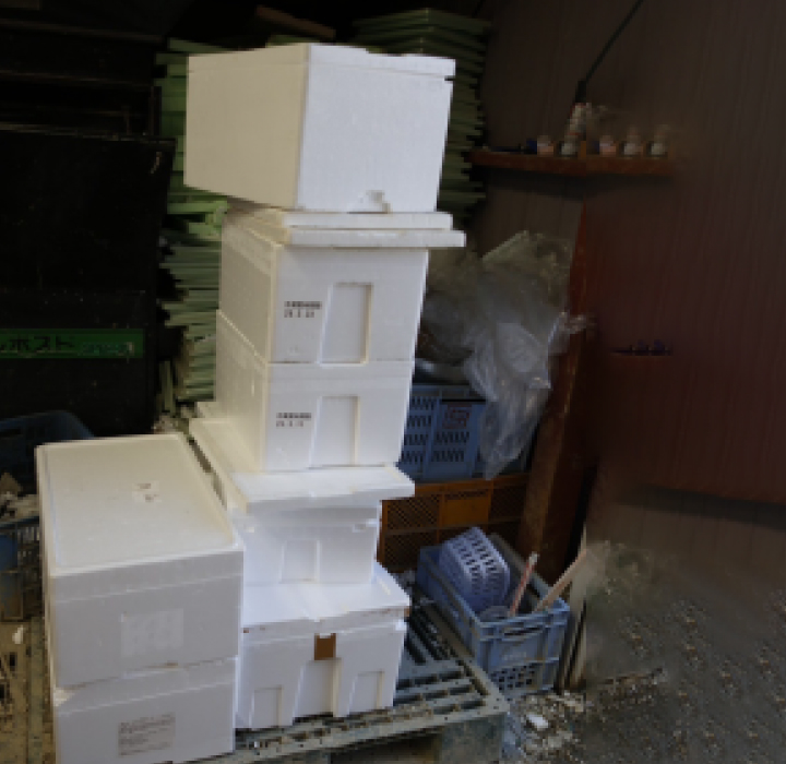 発泡スチロール箱の画像